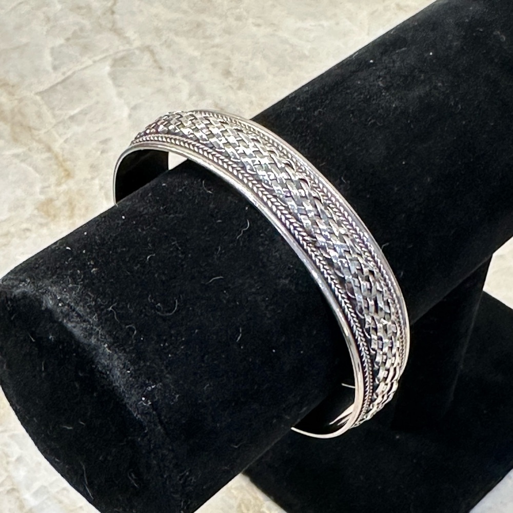 1990s Sterling Silver Bangle Bracelet